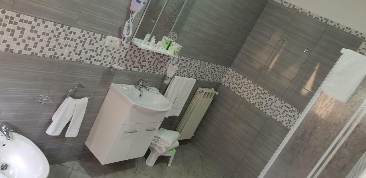 B&B Giva Napoli Eksteriør bilde